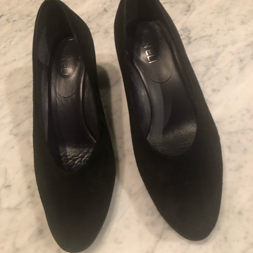 Black Heel